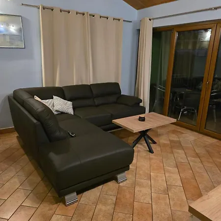 Marina Apartment *